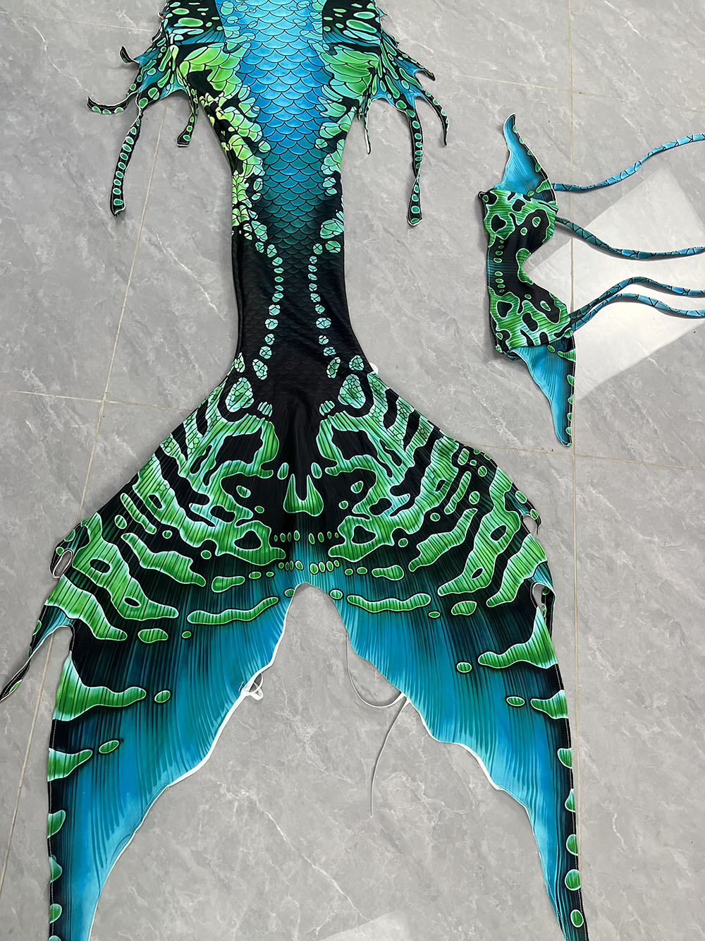 인기 상품: 다채로운 색상의 인어 꼬리, 인어 배 장식 - Aquarium 리뷰 및 가격